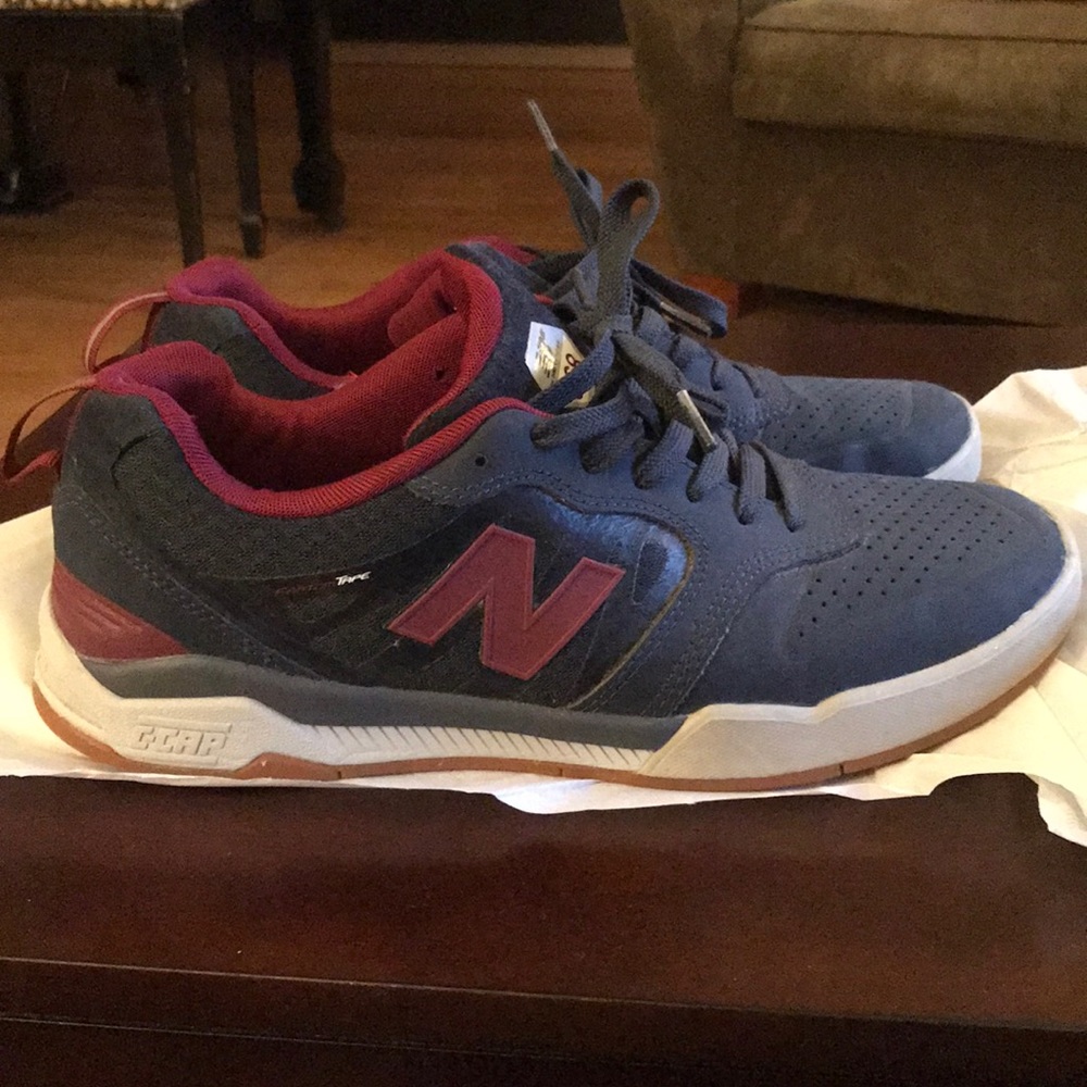 New Balance 868